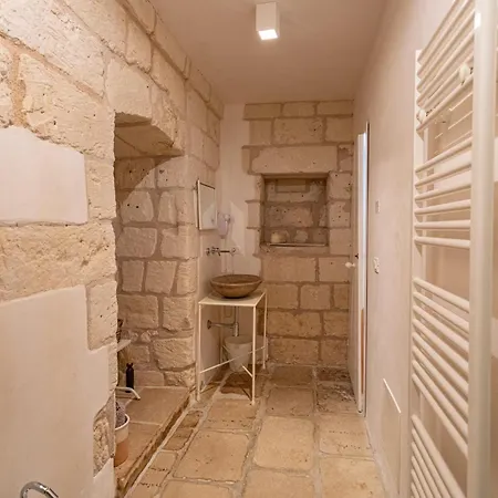 Masseria Torre Sant'andrea Bed and Breakfast 3*
