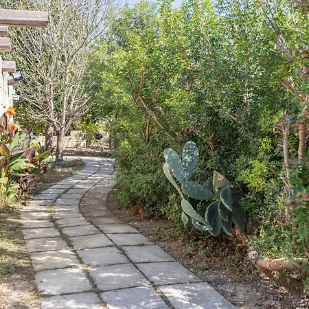 Masseria Torre Sant'andrea ベッド・アンド・ブレックファスト メレンドゥーニョ