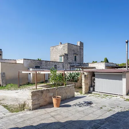 Masseria Torre Sant'andrea 3* メレンドゥーニョ