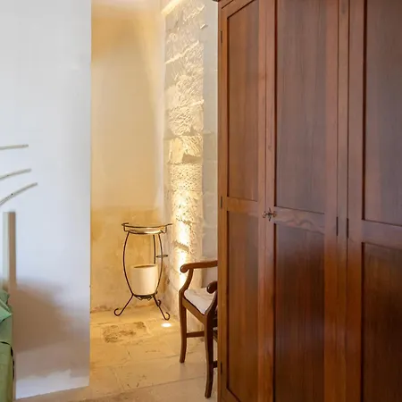 Masseria Torre Sant'andrea Bed & Breakfast 3*