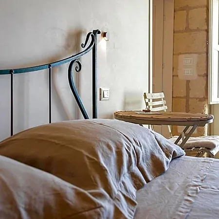 Masseria Torre Sant'andrea Bed & Breakfast 3*