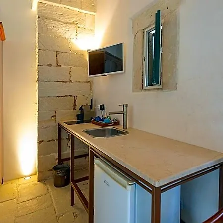 Masseria Torre Sant'andrea ميليندونيو