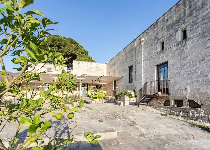 Masseria Torre Sant'andrea Couette-café 3*